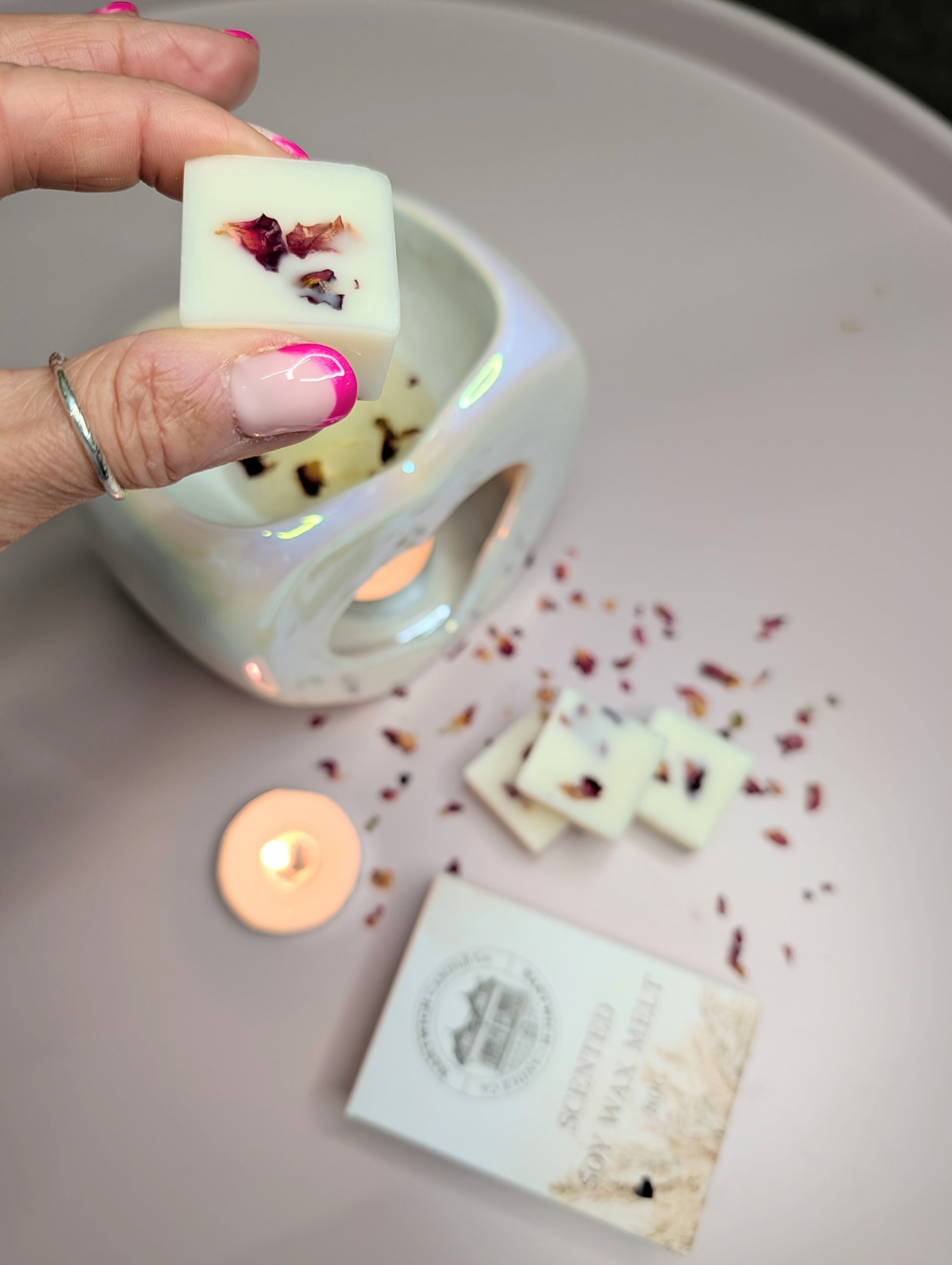 Rhubarb & Rose Scented Soy Wax Melt Box with rose petal infused wax melts and oil burner.