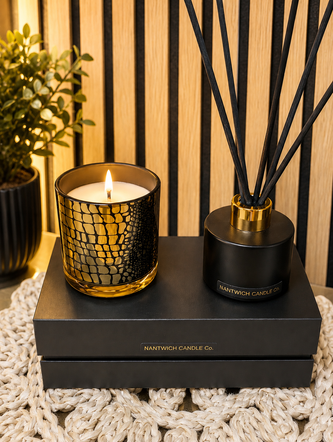 Oud & Dry Birch Candle & Diffuser Gift Box